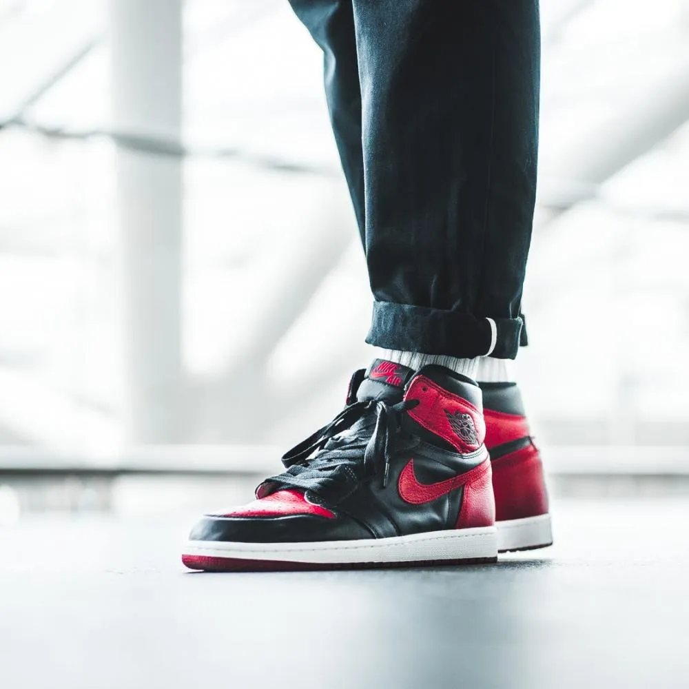 Air Jordan 1 Retro High OG "Banned / Bred"