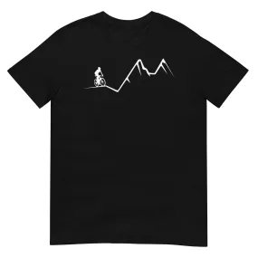 Berge - Radfahren - (F) (12) - Unisex Basic Softstyle T-Shirt | Gildan 64000