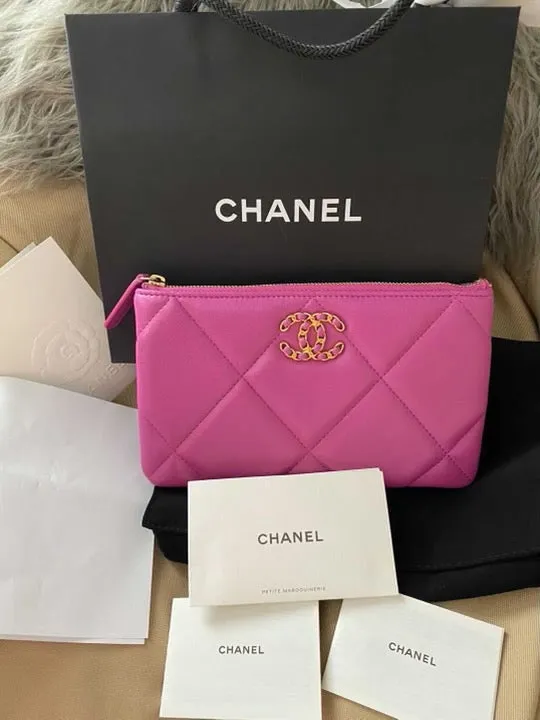 Chanel 19 O- trousse bag