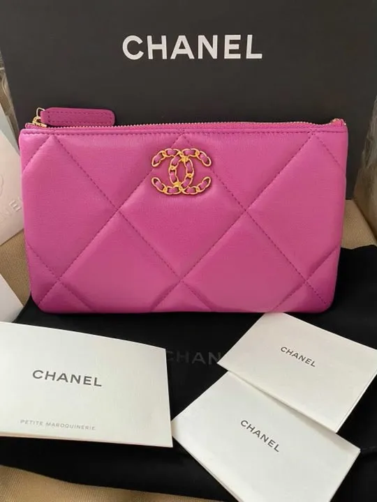 Chanel 19 O- trousse bag