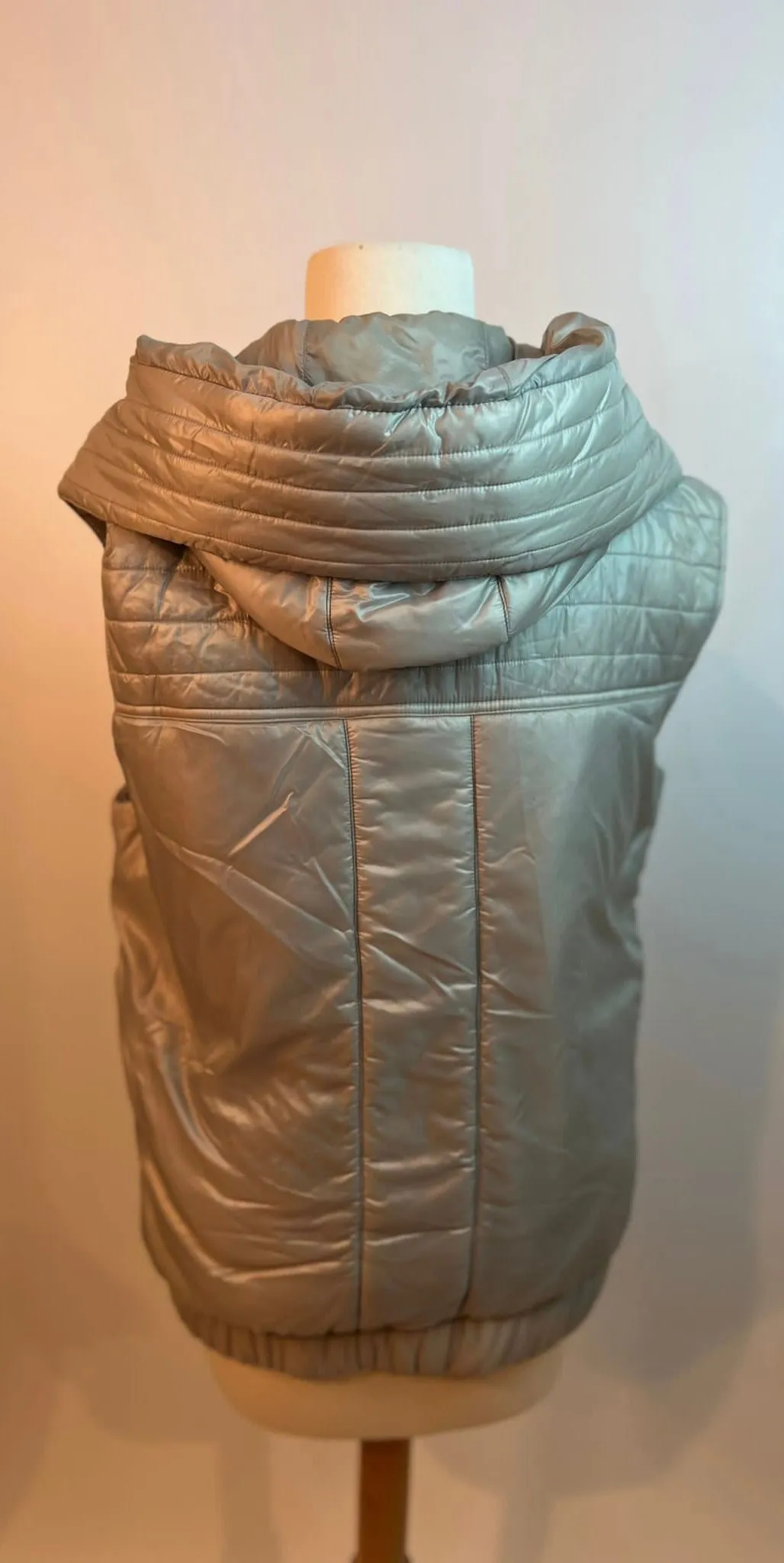 Chanel Silver Grey Zip Up Hooded Puffer Vest FR 42