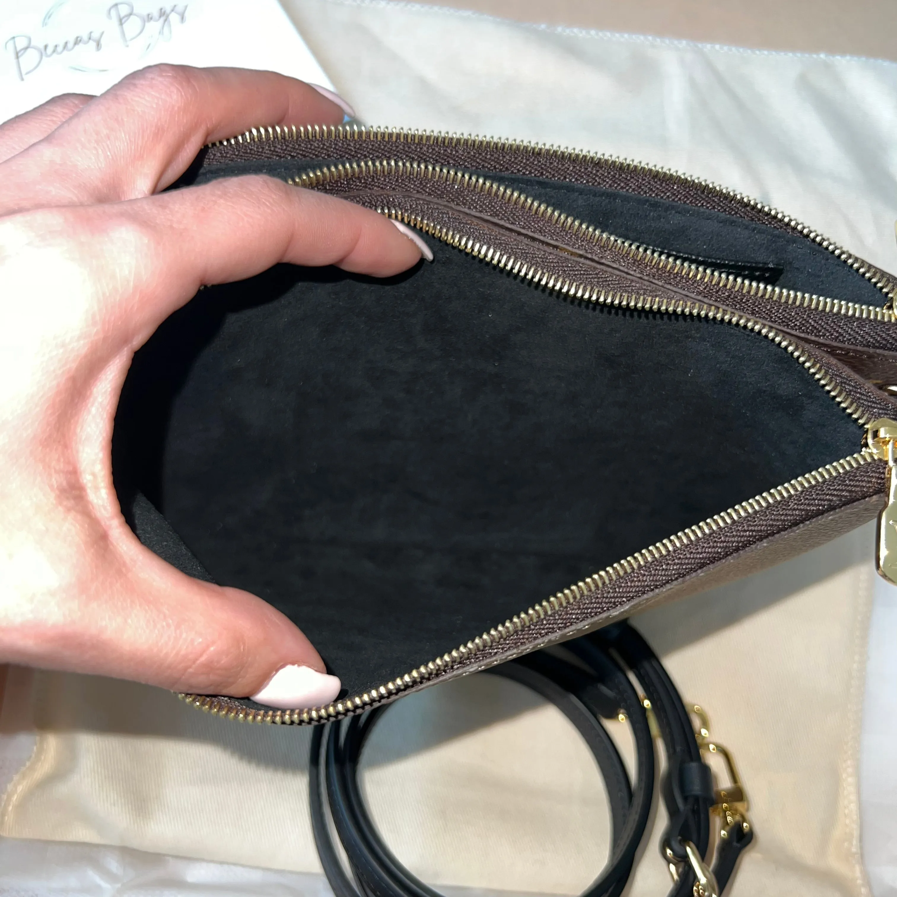 Louis Vuitton Double Zip Pochette