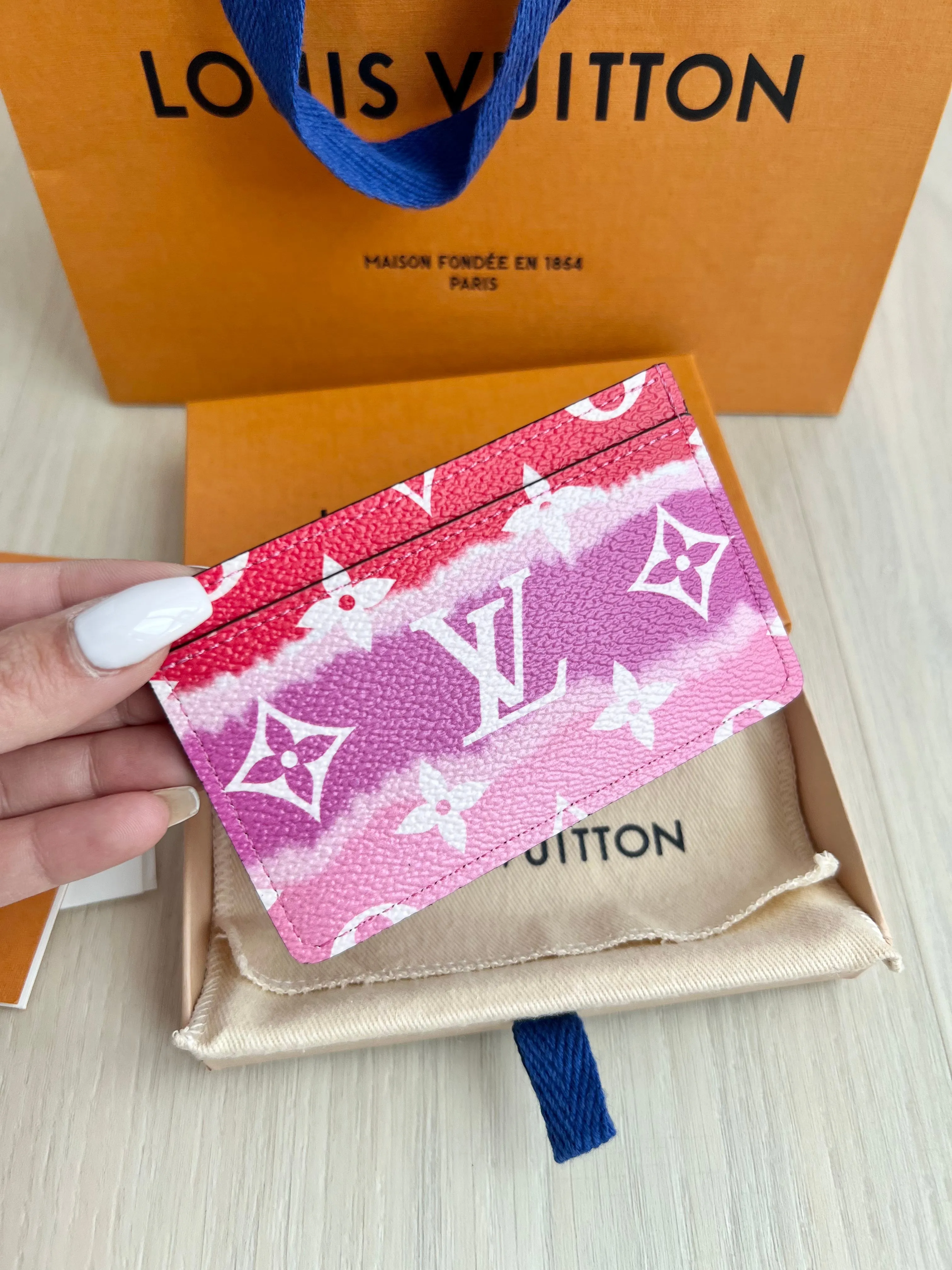 Louis Vuitton Escale Card Holder