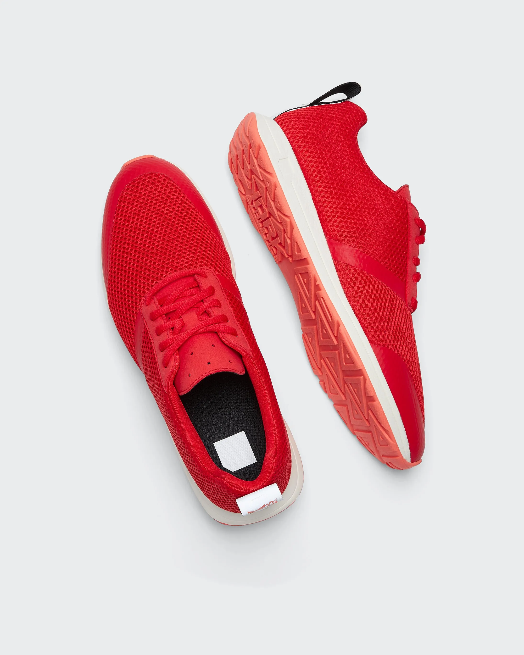 The Henry Runner / Mesh / True Red